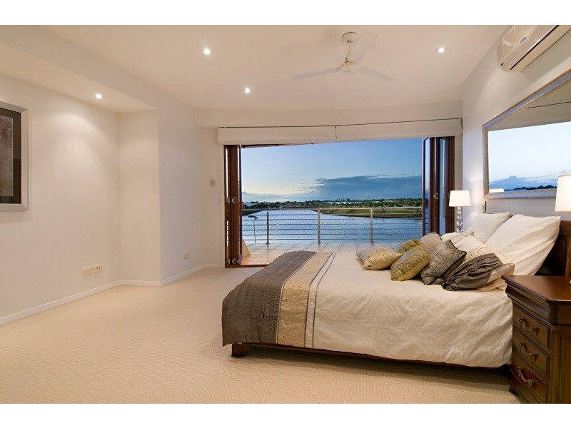 173 Marina Blvd, Bribie Island QLD 4507