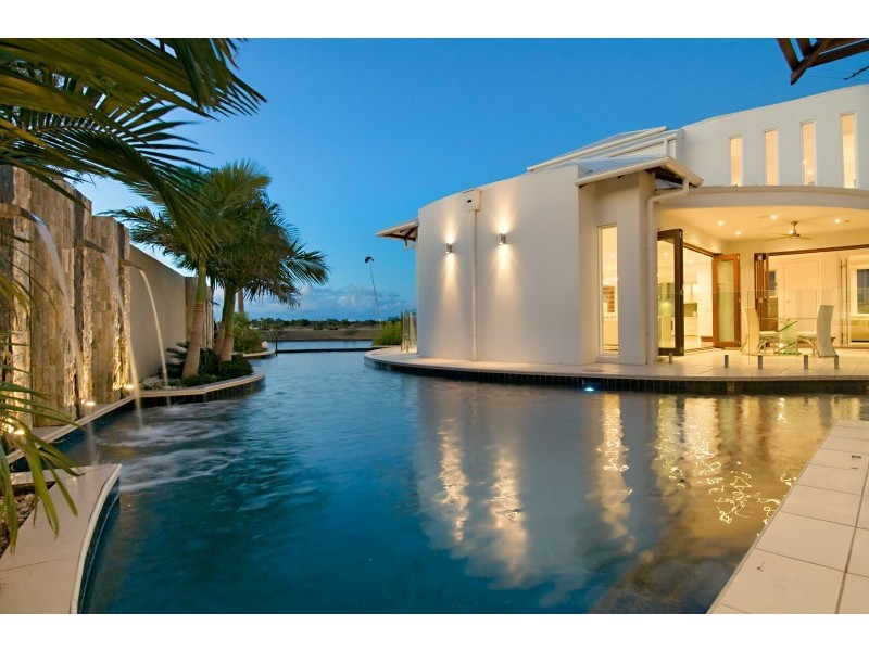 173 Marina Blvd, Bribie Island QLD 4507