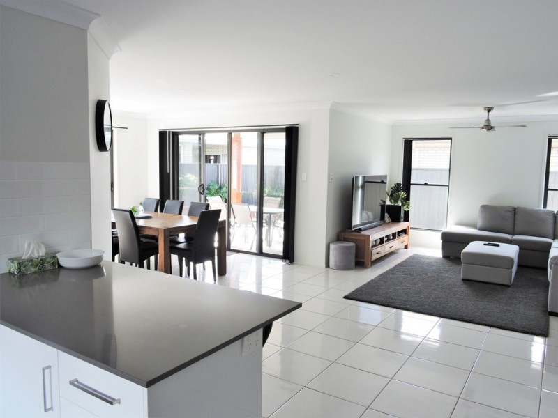 26 Cod Circuit, Bongaree QLD 4507