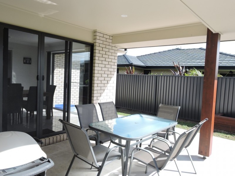 26 Cod Circuit, Bongaree QLD 4507