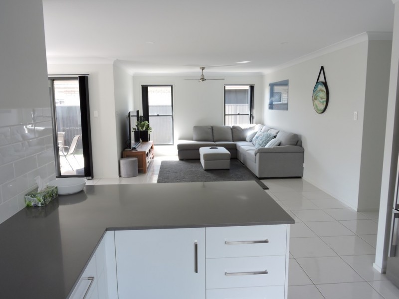 26 Cod Circuit, Bongaree QLD 4507