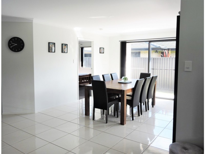 26 Cod Circuit, Bongaree QLD 4507