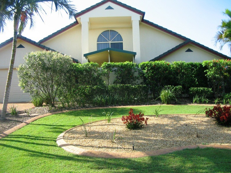 211 Endeavour Drive, Banksia Beach QLD 4507