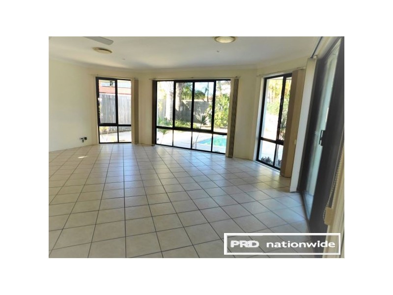230 Endeavour Drive, Banksia Beach QLD 4507