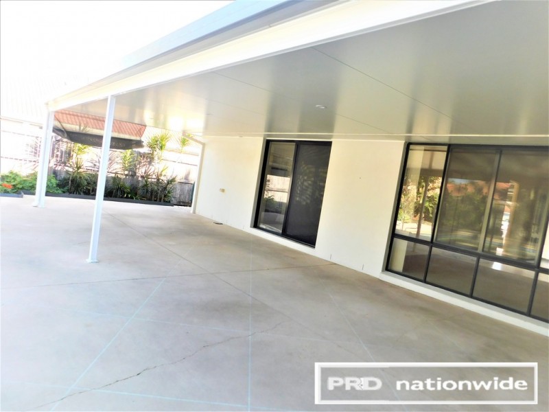 230 Endeavour Drive, Banksia Beach QLD 4507