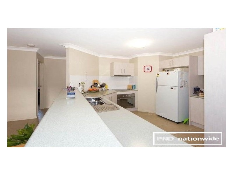 10 Honeybee Place, Ningi QLD 4511