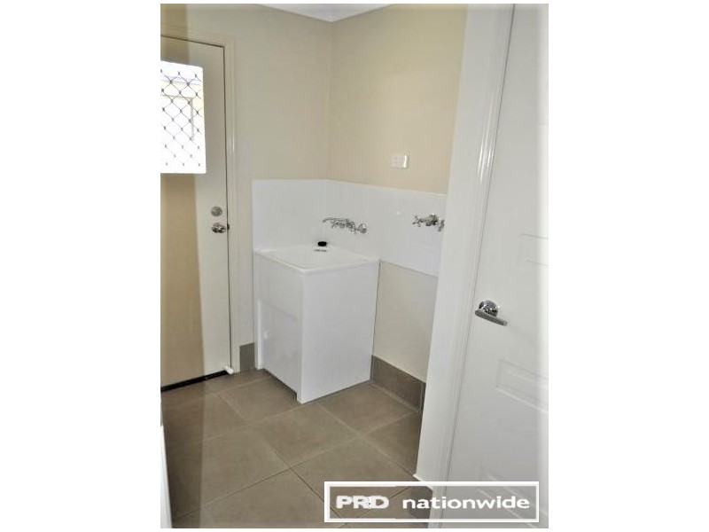 10 Honeybee Place, Ningi QLD 4511