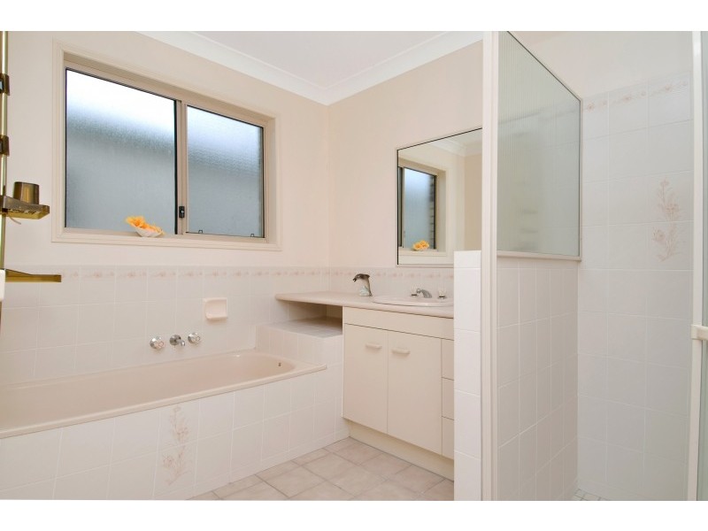 10 Carl Court, Banksia Beach QLD 4507