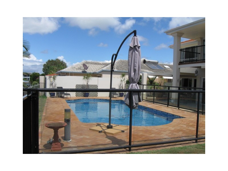 19 Trimaran Crt, Banksia Beach QLD 4507