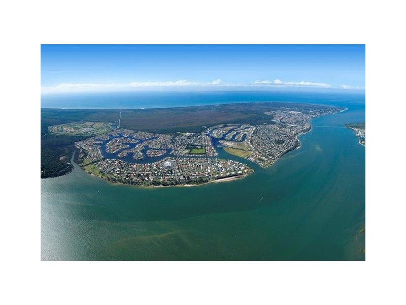 19 Trimaran Crt, Banksia Beach QLD 4507