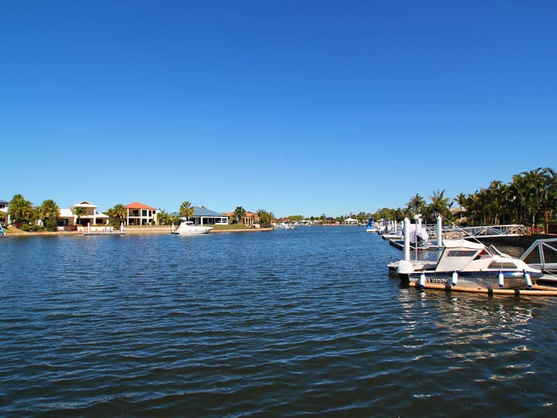 4 Swordfish Place, Banksia Beach QLD 4507