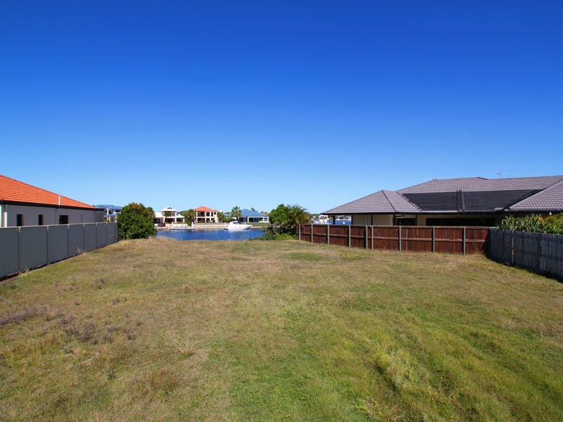 4 Swordfish Place, Banksia Beach QLD 4507