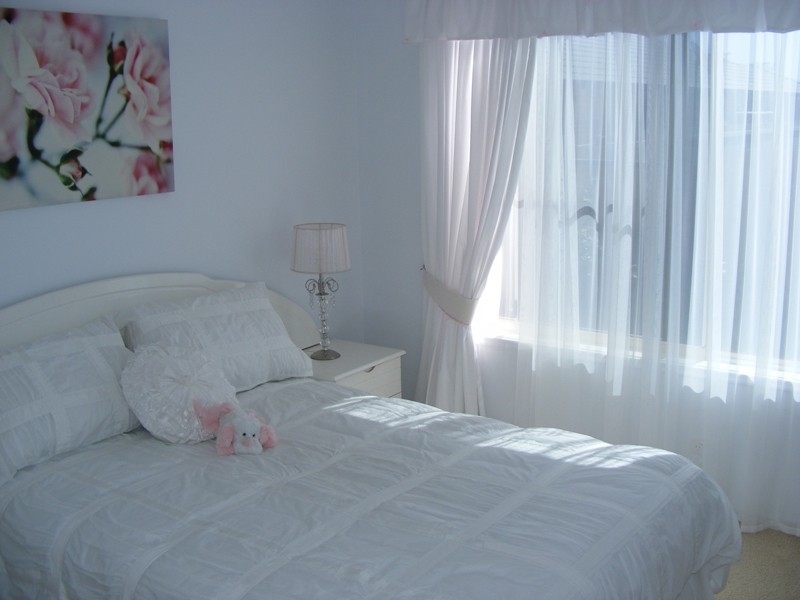 Sandstone Point QLD 4511