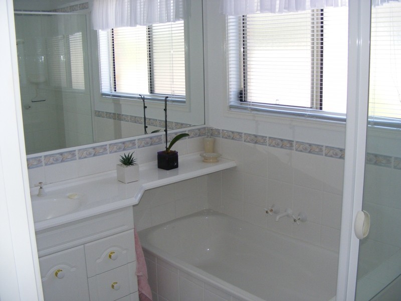 Sandstone Point QLD 4511