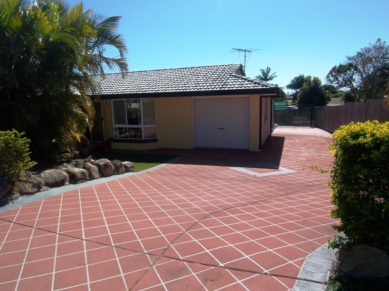 Sandstone Point QLD 4511