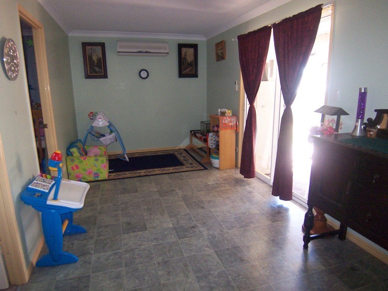 Sandstone Point QLD 4511