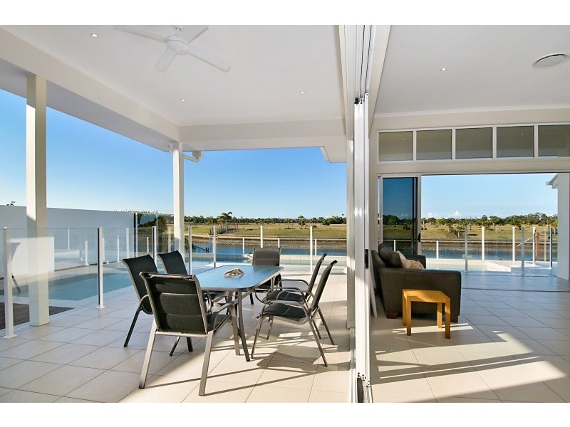 135 Marina Blvd, Banksia Beach QLD 4507