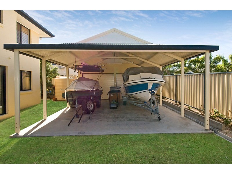 Sandstone Point QLD 4511