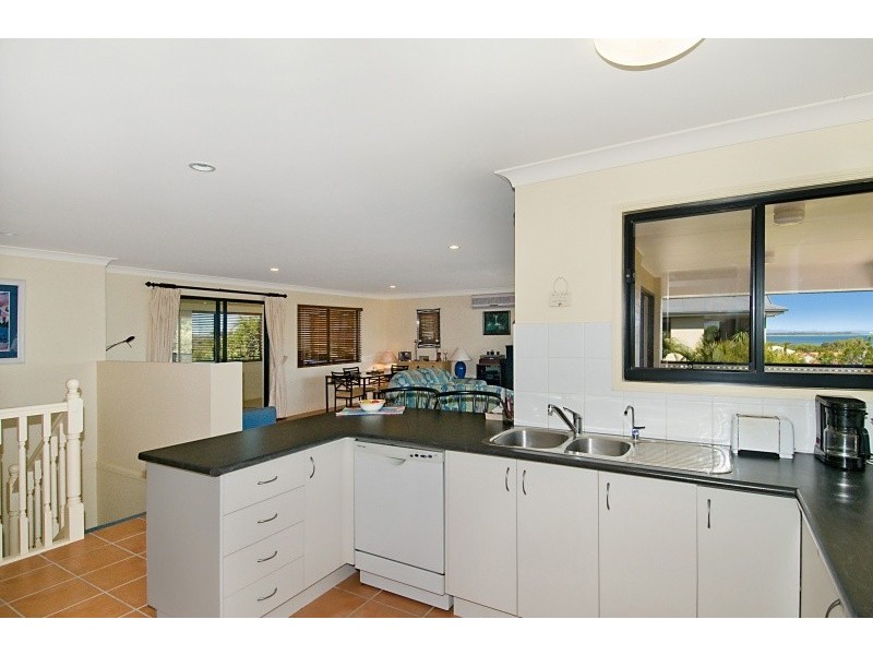 Sandstone Point QLD 4511