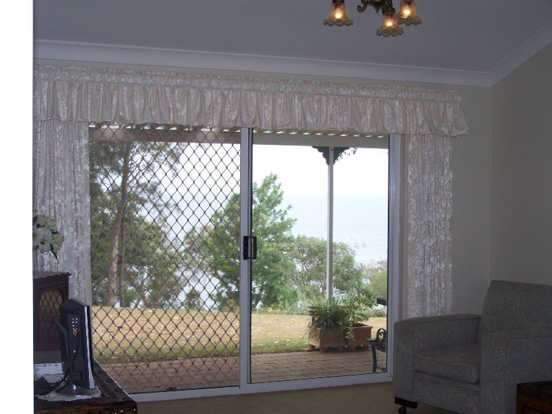 Sandstone Point QLD 4511