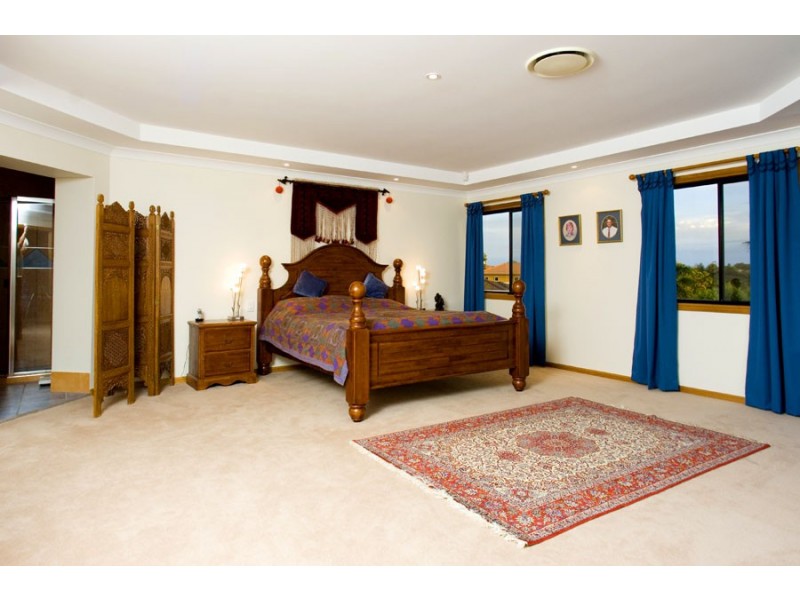 43 Voyagers Drive, Banksia Beach QLD 4507