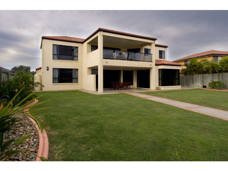 43 Voyagers Drive, Banksia Beach QLD 4507