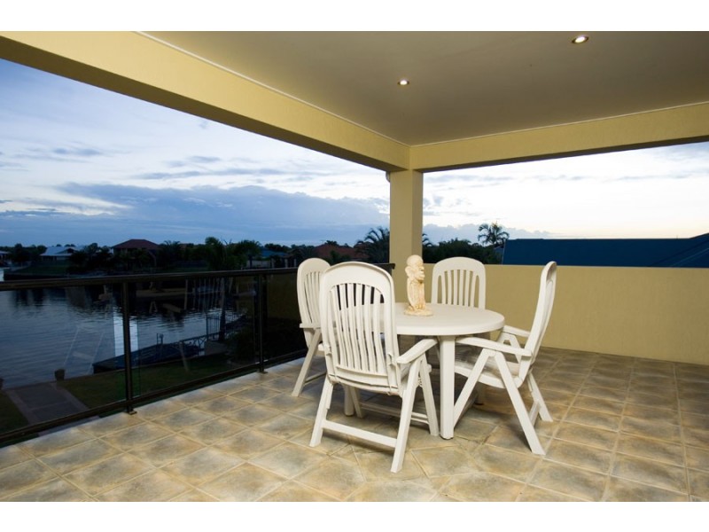 43 Voyagers Drive, Banksia Beach QLD 4507