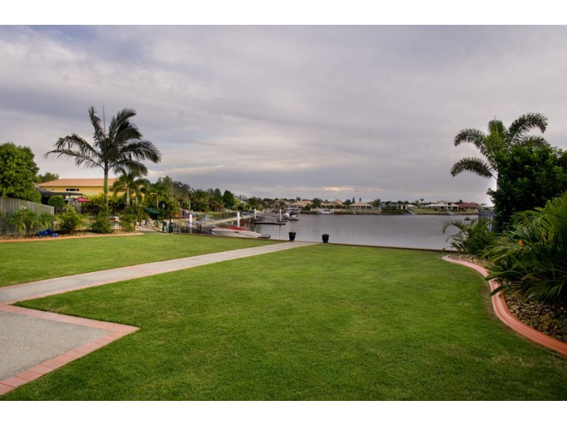 43 Voyagers Drive, Banksia Beach QLD 4507