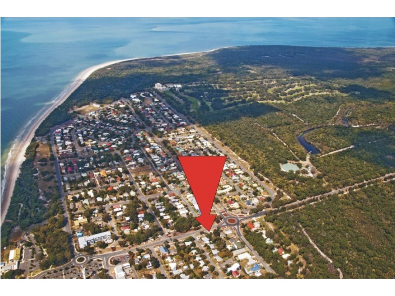 25 First Avenue, Woorim QLD 4507