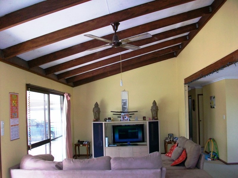 22 Pimpala Cres, Bribie Island QLD 4507