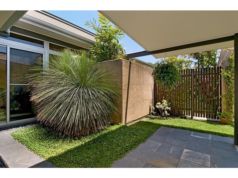 19 Norrland Cres, Bribie Island QLD 4507