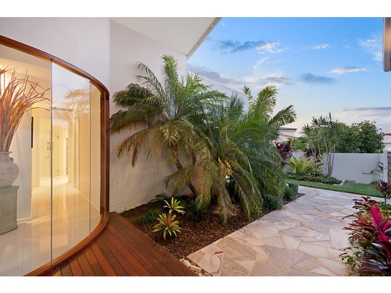 39 The Promontory, Bribie Island QLD 4507