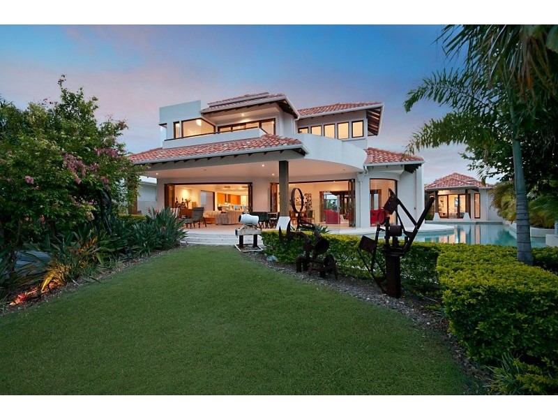 121 Marina Blvd, Banksia Beach QLD 4507