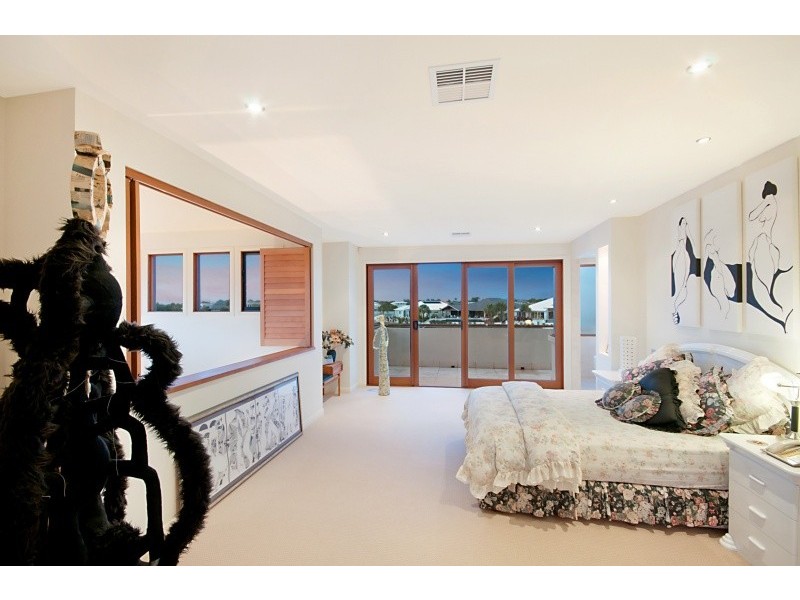 121 Marina Blvd, Banksia Beach QLD 4507