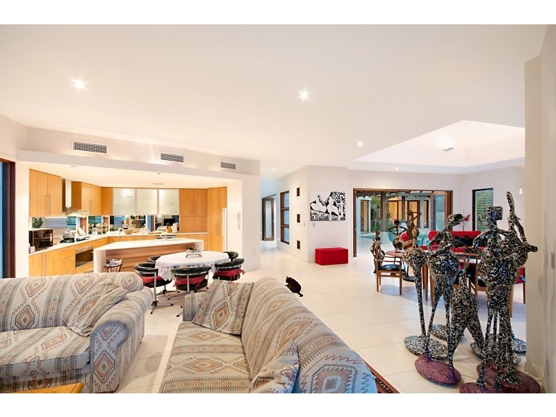 121 Marina Blvd, Banksia Beach QLD 4507