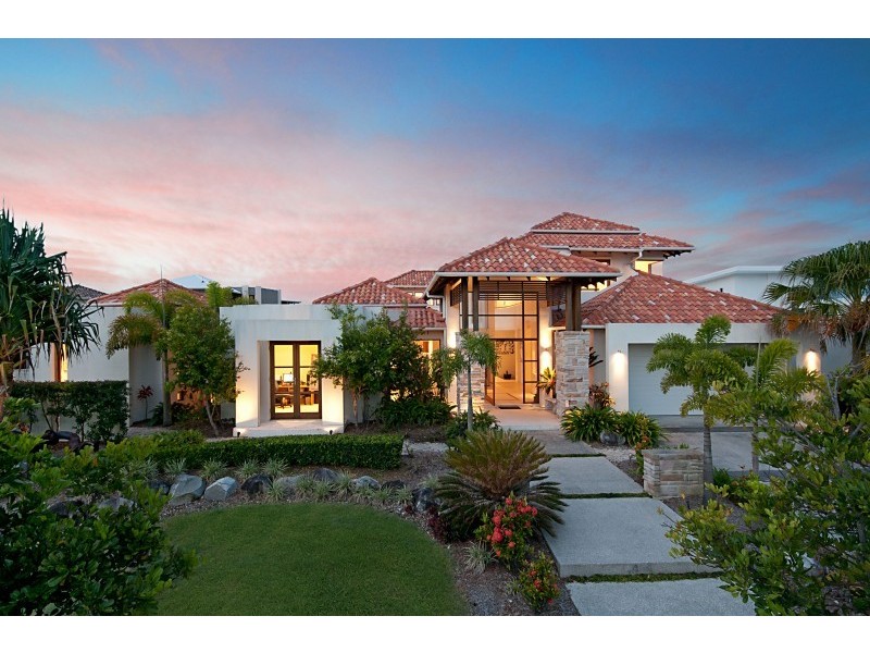 121 Marina Blvd, Banksia Beach QLD 4507