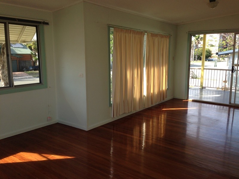 26 North Street, Woorim QLD 4507