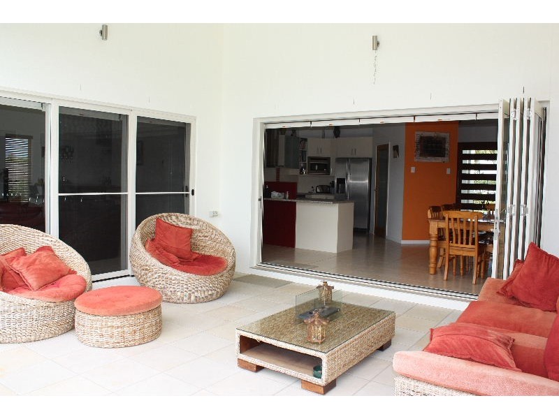 91 Raptor Pde, Bribie Island QLD 4507