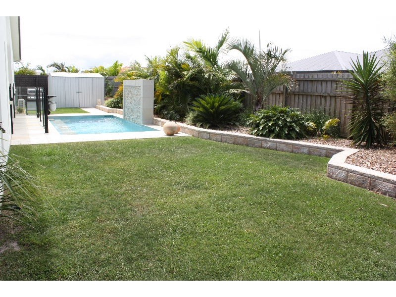 91 Raptor Pde, Bribie Island QLD 4507