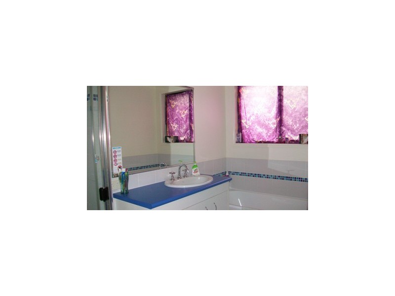 12 Reeders, Sandstone Point QLD 4511