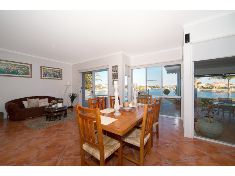 7 Skysail Crt, Banksia Beach QLD 4507