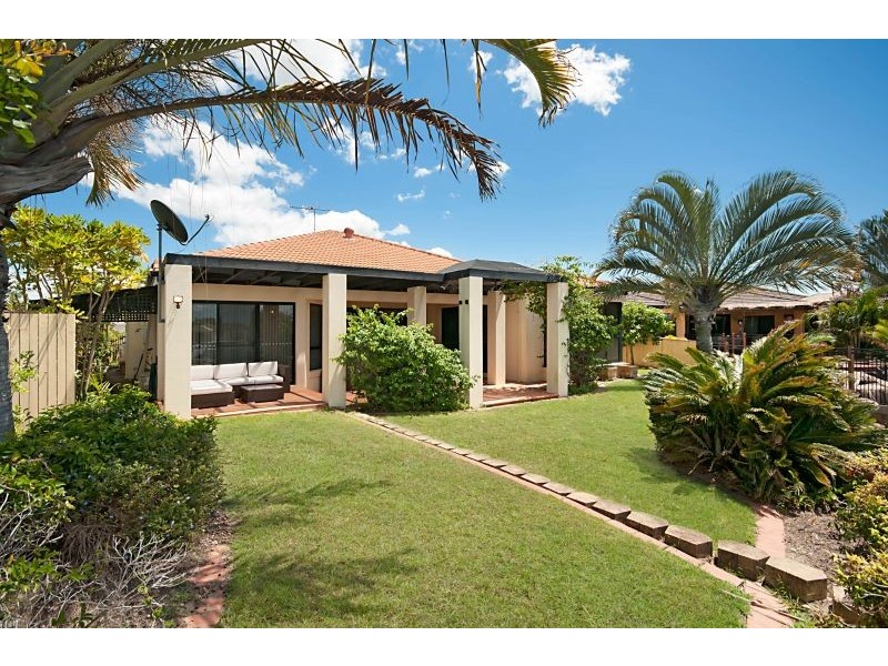 53 Voyagers Dve, Bribie Island QLD 4507
