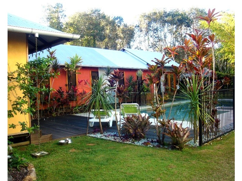 166 White Patch Esp, Bribie Island QLD 4507