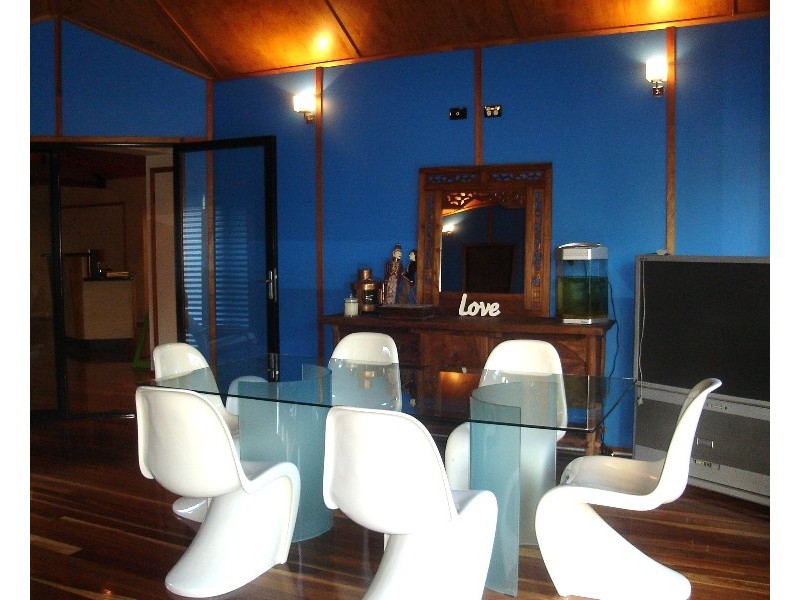 166 White Patch Esp, Bribie Island QLD 4507