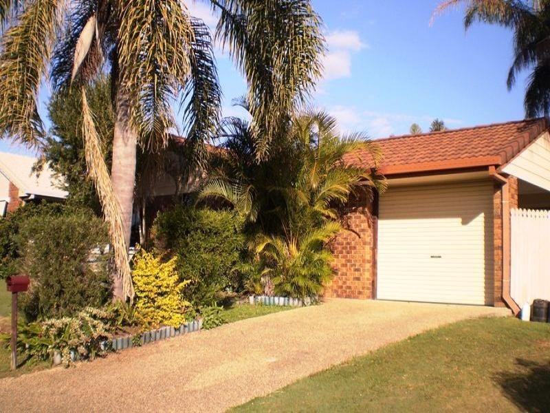 8 Gordon cres, Sandstone Point QLD 4511