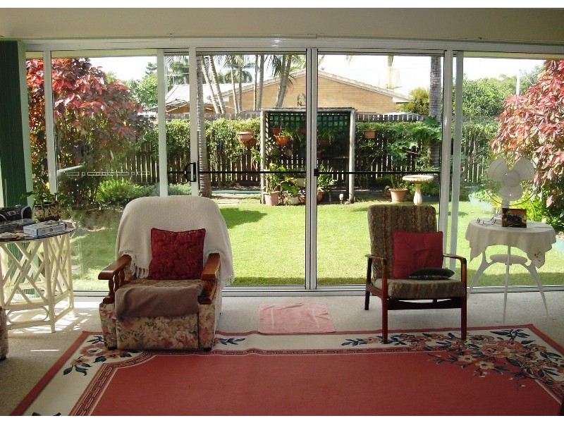 17 Beagle Avenue, Bribie Island QLD 4507