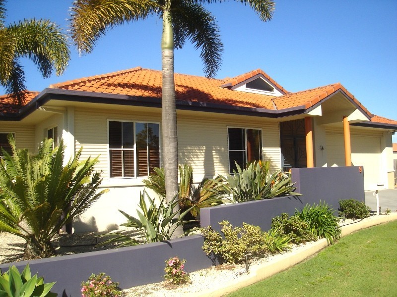 9 Marlin Court, Banksia Beach QLD 4507