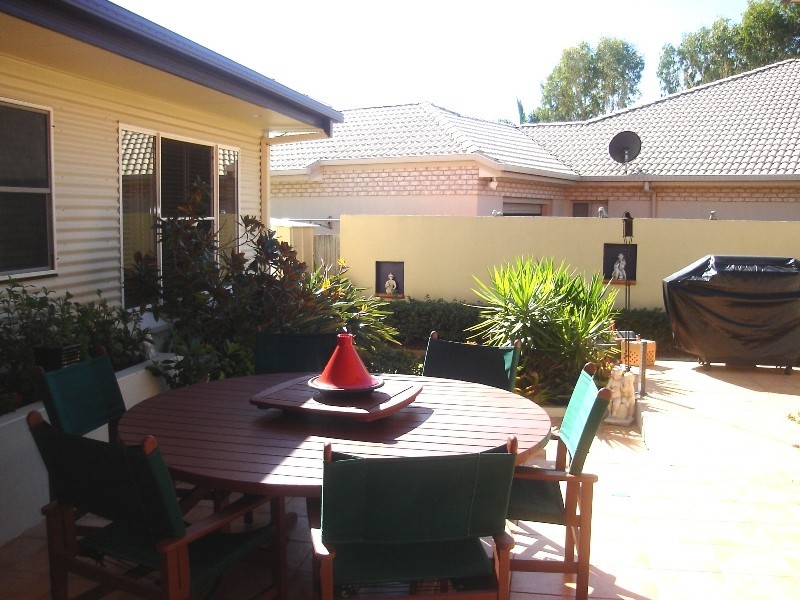 9 Marlin Court, Banksia Beach QLD 4507