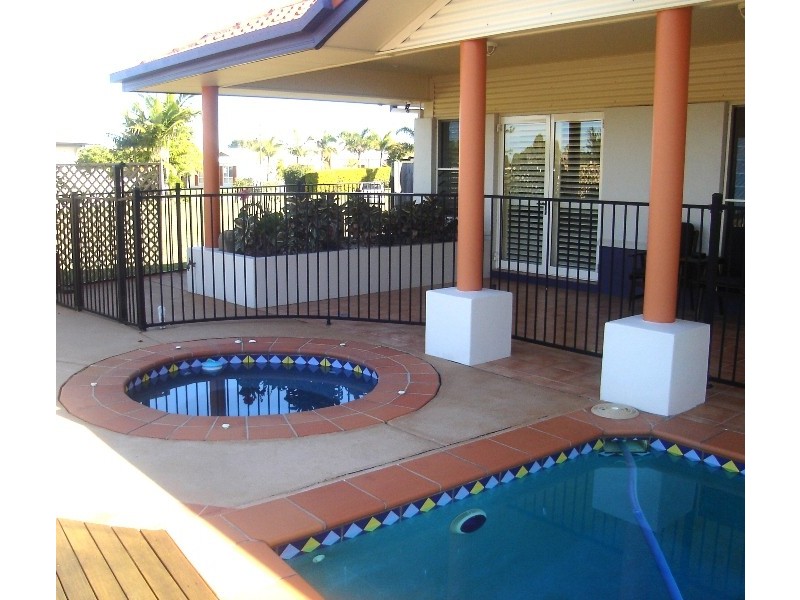 9 Marlin Court, Banksia Beach QLD 4507