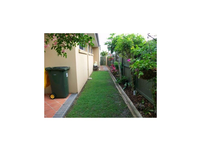 1/117 Cosmos Avenue, Banksia Beach QLD 4507